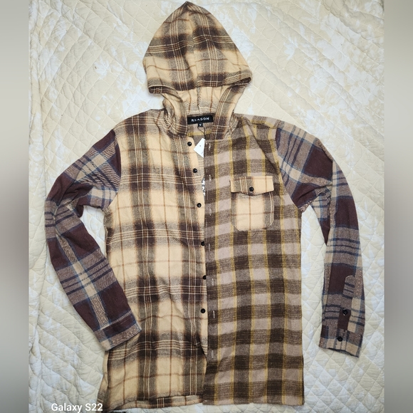 Hooded Flannel button upv - Picture 1 of 4